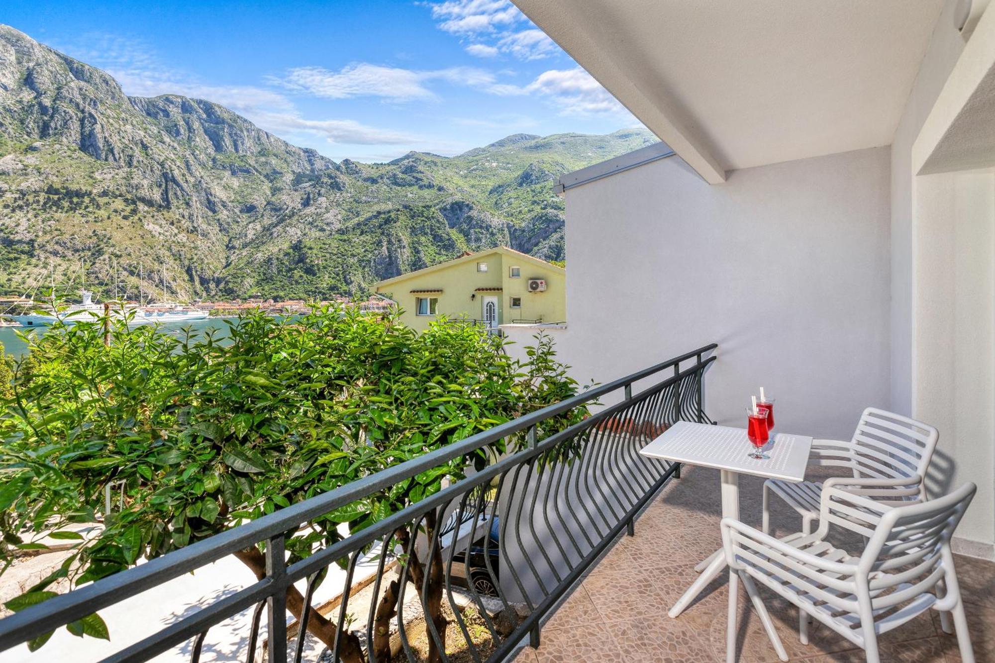 Apartments Doncic Kotor Exterior foto